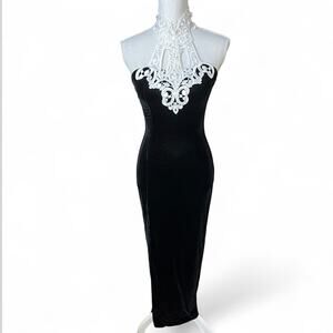 Vintage 90s Jessica McClintock black velvet and lace forms gown prom dress